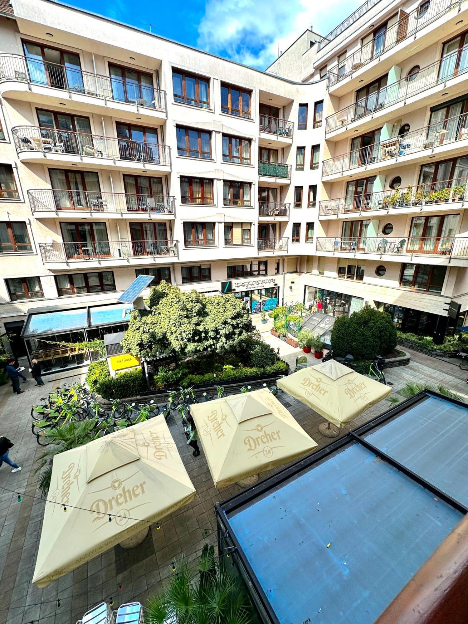 City Center Apartment With Balcony Budapeşte Dış mekan fotoğraf
