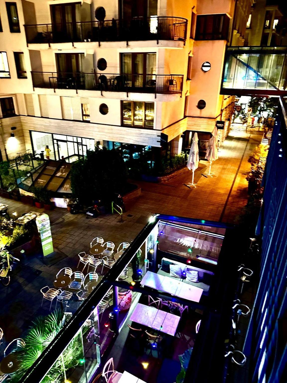 City Center Apartment With Balcony Budapeşte Dış mekan fotoğraf