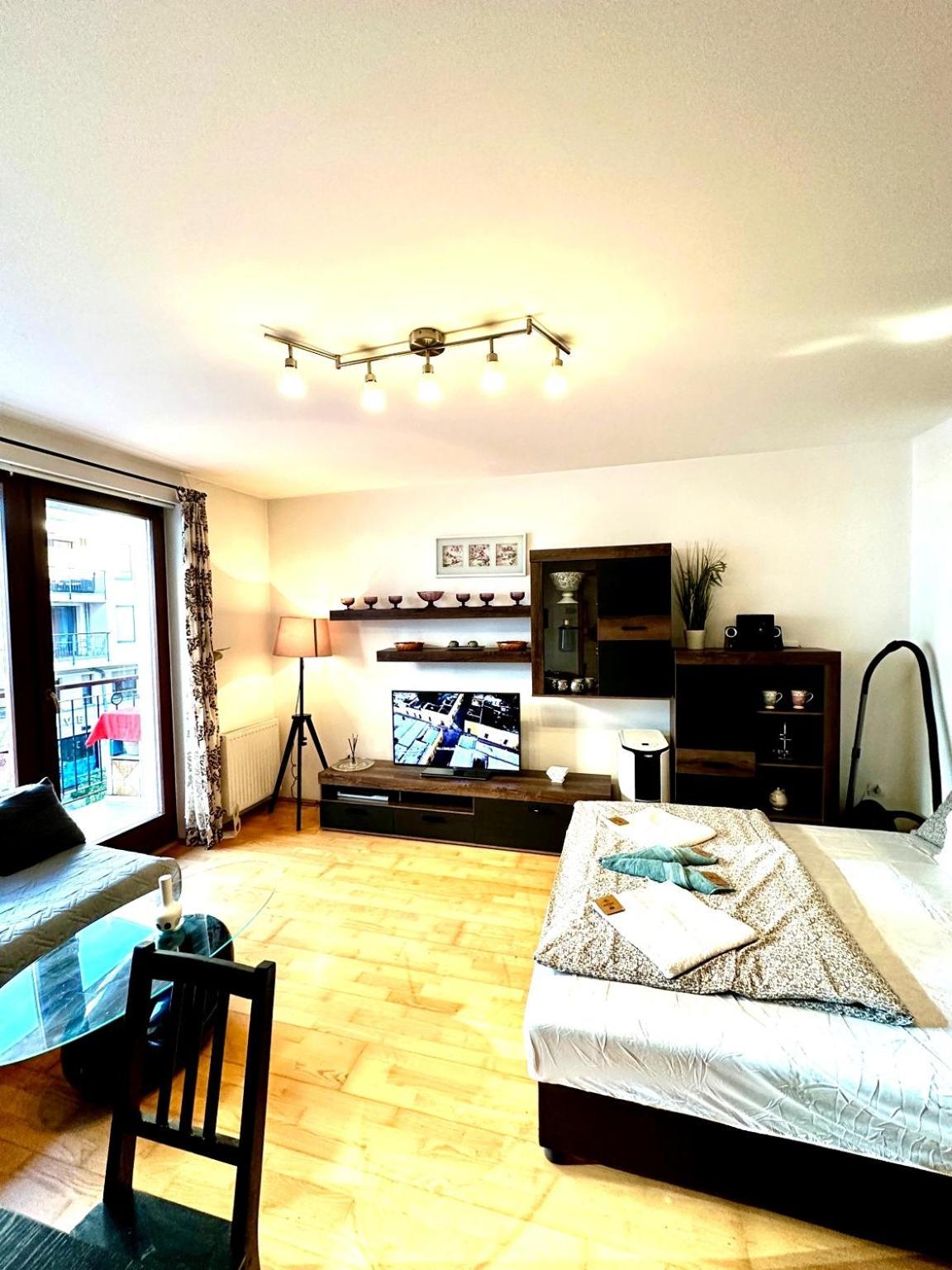 City Center Apartment With Balcony Budapeşte Dış mekan fotoğraf